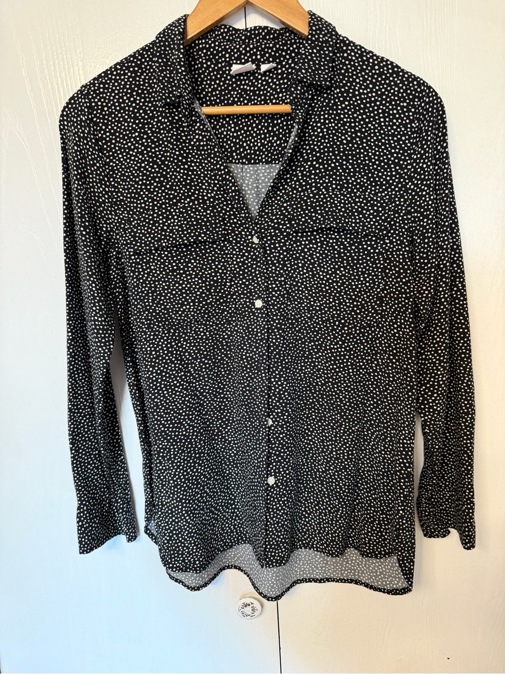 GAP Sz XS Polka Dot High Low Button Down Blouse Chest Pockets